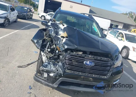 2019 Subaru Ascent Premium z USA, uszkodzony, nr VIN 4S4WMAFD7K3424903